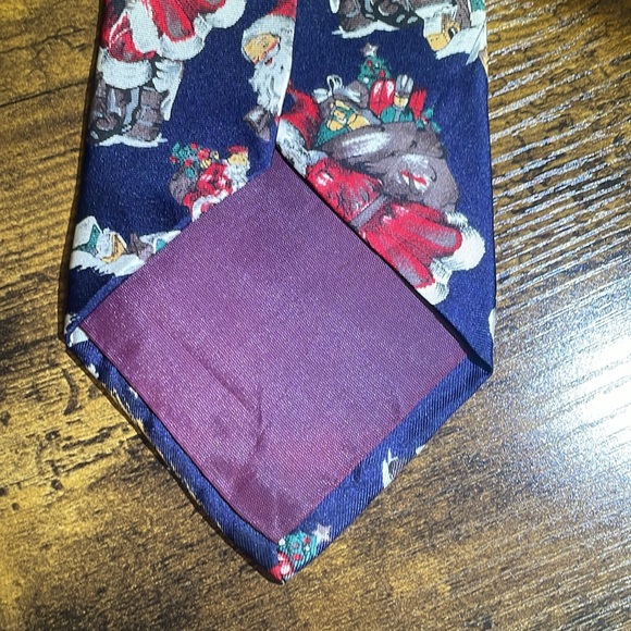 VTG Boston Traders Christmas Santa Tie Necktie Blue Red Silk Retro Made USA - Picture 3 of 6
